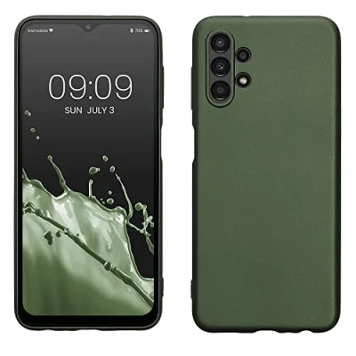 Abbildung von kwmobile Case kompatibel mit Samsung Galaxy A13 4G Hülle Schutzhülle aus Silikon metallisch schimmernd Handyhülle Metallic Tannengrün