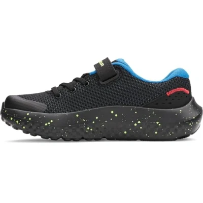 Abbildung von Under Armour Jungen Vorschule Surge 4 AC, leichte und atmungsaktive Laufschuhe, gepolsterte Joggingschuhe für langen Komfort,Black / High Vis Yellow White,35