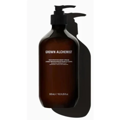 Abbildung von Grown Alchemist Rich Restorative Body Cream Bioaktive natürliche vegane Bodylotion, tiefenwirksame Feuchtigkeitscreme, beruhigt trockene Haut, straffende und glättende Körperlotion 500 ml