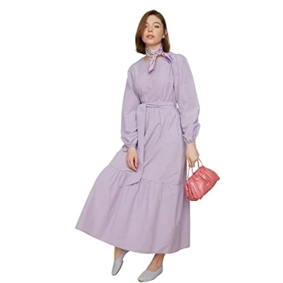 Abbildung von Trendyol Modest Damen Woman Design Maxi Skater Crew Neck Woven Dress, Lila, 34 EU