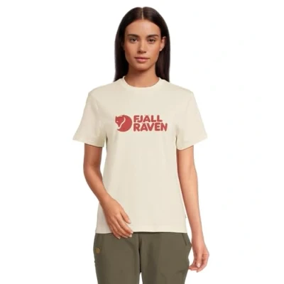 Abbildung von Fjällräven LOGO TEE Bekleidung Tshirt print, Damen, Größe: Medium, Chalk white