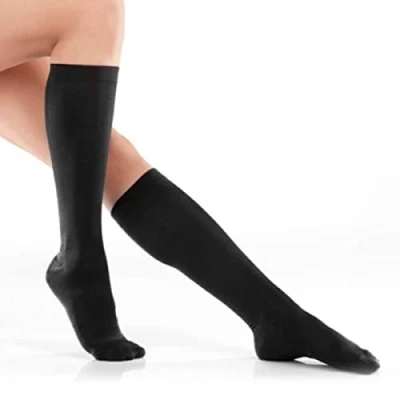 Abbildung von InnovaGoods IG114925 Relax Kompressionssocken schwarz