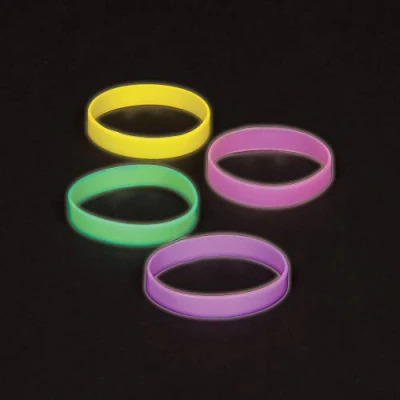 Abbildung von Baker Ross EF433 Armbänder für Kinder, leuchtet im Dunkeln, 10 Stück, perfektes Kinderzubehör, ideale Taschenfüller, Geburtstagsfeiern und Kostüme, verschieden
