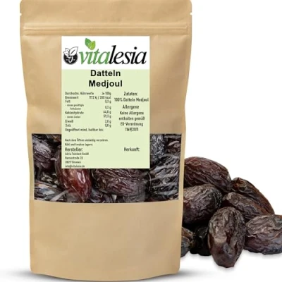 Abbildung von Datteln Medjool 1kg groß getrocknet naturbelassen mit Stein Medjool/Medjoul honigsüß karamellig Jumbo Rohkost ohne Zucker vegan ungeschwefelt wiederverschließbar Premium Qualität Vitalesia