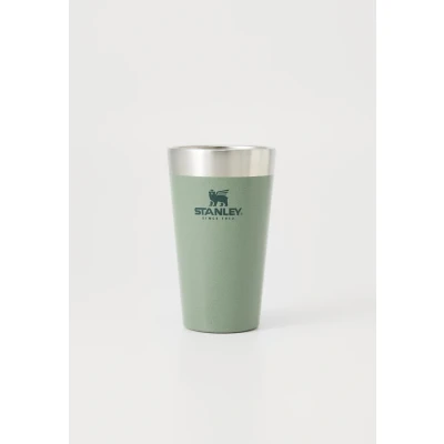 Abbildung von Stanley Adventure Stacking Bierkrug 473 ml Edelstahl Thermobecher Hält 4 Stunden Kalt BPA Frei Stapelbare Doppelwandiger, Vakuumisolierter Thermotasse Spülmaschinenfest Hammertone Green