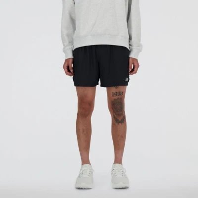 Abbildung von New Balance RC Seamless Short 5&quot; Herren Schwarz Größe L