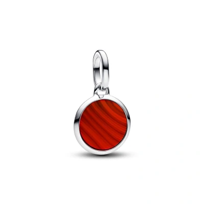 Abbildung von PANDORA ME Gravierbares Rotes Murano Glas Mini Medaillon Charm aus Sterling Silber mit künstlichem Türkis, Kompatibel und Moments Armbänder, 793389C01