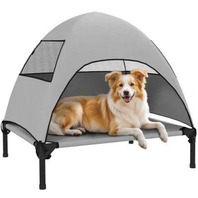 Abbildung von PawHut Hundeliege Outdoor mit Dach, Erhöhtes Hundebett für Mittelgroße Hunde, Kühlendes Haustierliege Waschbares Mesh Metallrahmen Tragtasche, Haustierbett Draußen Camping 76x61x71cm, Hellgrau