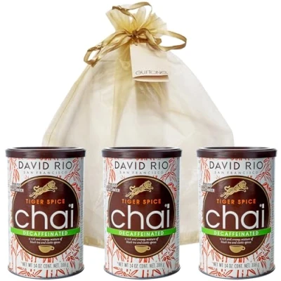 Abbildung von GUSTONE. David Rio Geschenkset Tiger Spice Decaffeinated 3 x 398g Dosen Chai Latte Entkoffeiniert