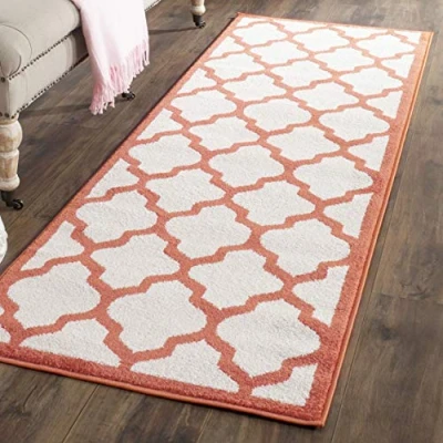 Abbildung von SAFAVIEH Geometrisch Teppich für Wohnzimmer, Esszimmer, Schlafzimmer Amherst Collection, Kurzer Flor, Beige und Orange, 69 X 213 cm