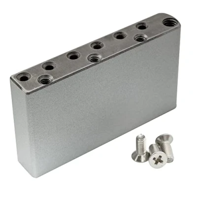Abbildung von Musiclily Ultra Stahl 40mm Tremolo Block 52,5mm Saitenabstand für China und Indonesien Squier Standard Serie E Gitarre Brücke