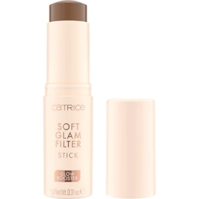 Abbildung von Catrice Soft Glam Filter Stick, Basis, Nr. 080, Nude, weichzeichnend, strahlend, für trockene Haut, Mischhaut, vegan, ohne Parfüm, Alkohol, Konservierungsstoffe, 1er Pack (9g)
