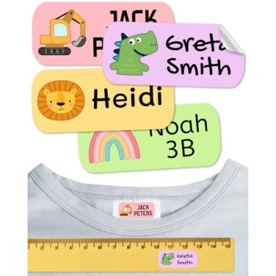 Abbildung von 100 Namensetiketten für Kinder. Personalisiert mit Namen &amp; Symbolen. Ideal Kleidung, Schulbedarf Kita. Waschmaschinen Spülmaschinenfest