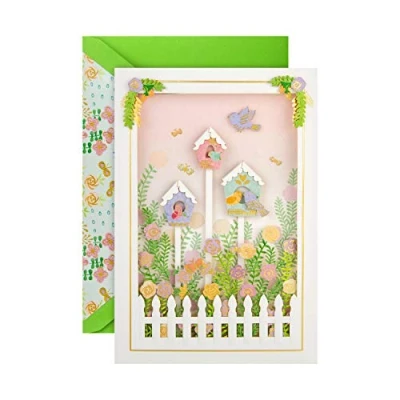 Abbildung von Hallmark Kleine Muttertagskarte &quot;Signature&quot; Kollektion, 3D Vogelhaus Design