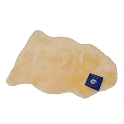 Abbildung von Babydecke Baby Lammfell Naturform medizinisch gegerbt Premium Qualität, Reissner Lammfelle