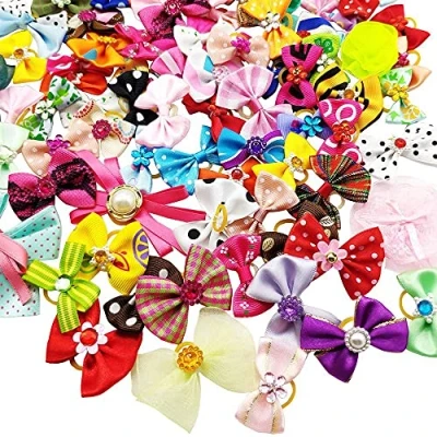 Abbildung von U M 50pcs/ pack Haustier Katze Hund Haarschleifen Multicolor Strass Perlen Blumen Haarknoten Mit Gummibändern Welpen Haarschmuck Mix Farbe Zufällig Nettes Design