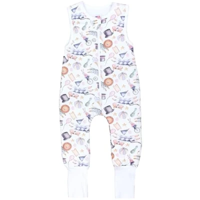 Abbildung von TupTam Baby Ganzjahresschlafsack mit Füßen 2,5 TOG OEKO TEX Unisex, Farbe: Jahrmarkt Tiere umstülpbarer Fuß, Größe: 104 110