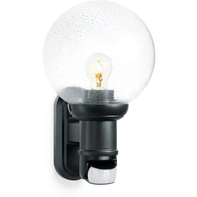 Abbildung von Steinel Außenleuchte L 560 S schwarz, max. 60 W, E 27 , 140 Bewegungsmelder, 12 m Reichweite, klassisches Design