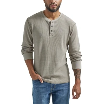 Abbildung von Wrangler Authentics Herren LS Waffle Henley, Bimsstein, groß, L