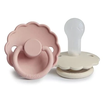 Abbildung von FRIGG Daisy Silikon Schnuller 2 Packung Symmetrischer Sauger in Kirschform BPA frei Hergestellt Dänemark (Blush/Cream, Größe (6 18 Monate))