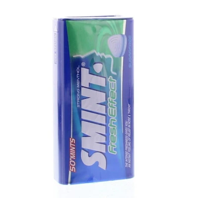 Abbildung von SMINT Fresh Effect Strong Menthol 12 Dosen mit 50 kräftigen Pfefferminzen, zuckerfreie Pastillen für ein frisches Nasen und Rachengefühl.