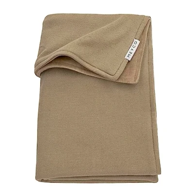 Abbildung von Meyco Baby Knit Basic Velvet Babydecke, gestrickte Wiegedecke (aus 80% Baumwolle und 20% Polyester, vielseitig einsetzbar, einfache Pflege, atmungsaktiv, Größe: 100 x 150 cm), Taupe
