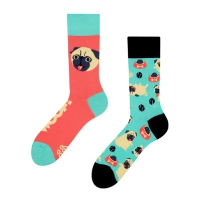 Abbildung von Dedoles Socken Unisex Damen Herren &amp; Kinder Baumwolle viele lustige Designs 1 Paar Geschenk links rechts verschieden, Farbe Türkis, Motiv Mops, Gr. 39 42