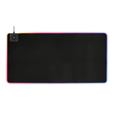 Abbildung von DELTACO Gaming DMP330 RGB Mauspad XL 118x58cm Integriertes Qi Wireless Ladegerät 10W 4mm dick Schwarz