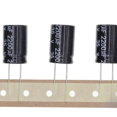 Abbildung von 10 Stück 35V 2200UF Steckbarer Aluminium Elektrolytkondensator 16x25 16 * 25mm