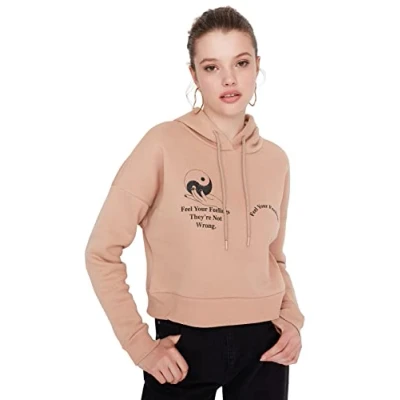 Abbildung von Trendyol Women&#039;s Hood with Slogan Regular Sweatshirt, Camel, XS