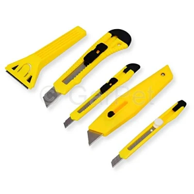 Abbildung von GarPet Cuttermesser Haushalt Messer Set 5 tlg Cutter Teppich Tapeten Glasschaber