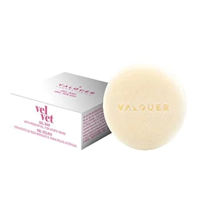 Abbildung von Valquer Laboratories Solid Body Gel, mit Hagebuttenöl. Empfindliche Haut. Repariert und spendet der Haut Feuchtigkeit, vegan, seifenfrei, plastikfrei, sulfatfrei, ökologisch 50 G