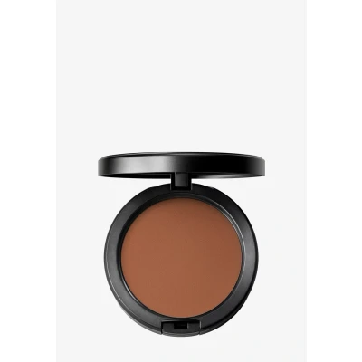 Abbildung von MAC Studio FIX Powder PLUS Foundation Foundation, Größe: 12 g,