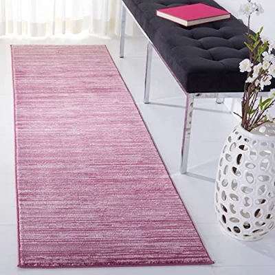 Abbildung von SAFAVIEH Modern Teppich für Wohnzimmer, Esszimmer, Schlafzimmer Vision Collection, Kurzer Flor, Traube, 66 X 244 cm