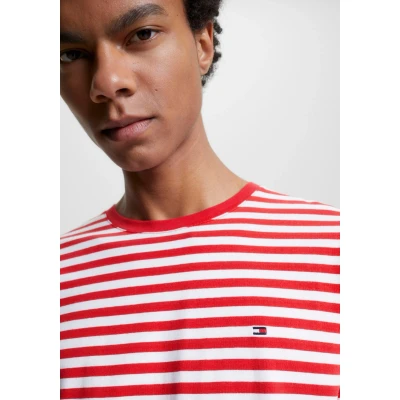 Abbildung von Tommy Hilfiger Stretch SLIM FIT TEE Tshirt basic, Herren, Größe: Medium, Primary red/white