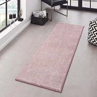 Abbildung von Hanse Home Pure Teppich Wohnzimmerteppich dichter Kurzflor Robust Schlafzimmerteppich einfarbig Modern für Esszimmer, Wohnzimmer, Kinderzimmer, Flur, Schlafzimmer, Küche Rosa, 80x400cm