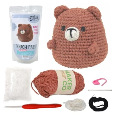 Abbildung von Crochet Kit Pouch Pals Billy The Bear