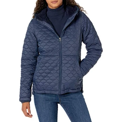 Abbildung von Amazon Essentials Damen Leichter, wasserabweisender Puffermantel mit Sherpa Futter und Kapuze, Marineblau, S