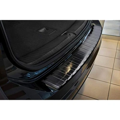 Abbildung von Avisa Schwarz Edelstahl Heckstoßstangenschutz kompatibel mit Volkswagen Touran III 2015 inkl. R Line &#039;Ribs&#039;