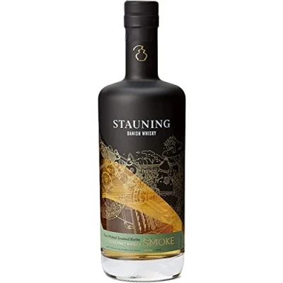 Abbildung von Stauning SMOKE Single Malt Whisky Dänischer Bodenvermälztes Getreide Direkt befeuert in kleinen Pot Stills destilliert 5 Jahre 47% Vol. 1 x 0,7l
