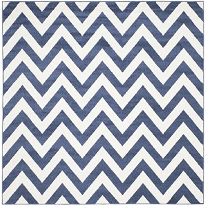 Abbildung von SAFAVIEH Geometrisch Teppich für Wohnzimmer, Esszimmer, Schlafzimmer Amherst Collection, Kurzer Flor, Marine und Beige, 213 X cm