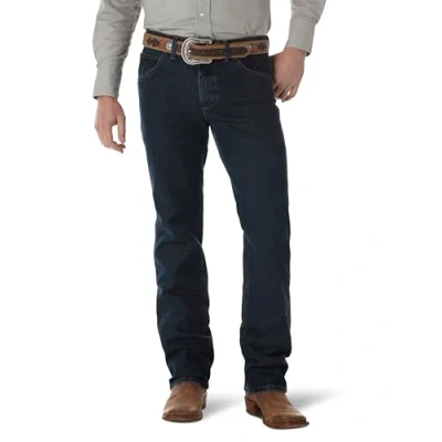 Abbildung von Wrangler Herren Premium Performance Cowboy Schnitt Slim Fit Jeans, Dunkle Tönung, 36 W / 32 L