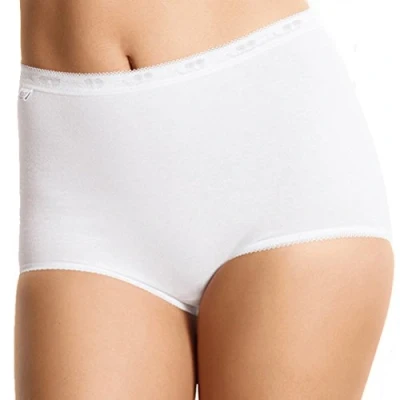 Abbildung von Sloggi Basic+ Maxi, Slip für Damen, Weiß (Weiß), 60