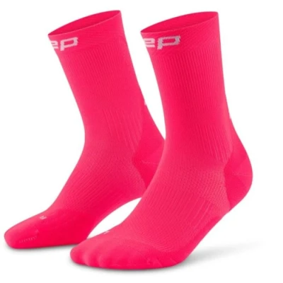 Abbildung von CEP Core Lauf Socken Mid Cut 5.0 Pink, 42 45 für optimalen Komfort und Unterstützung beim Laufen