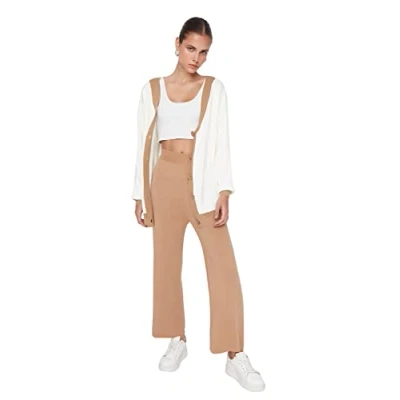 Abbildung von Trendyol Damen Herren Young Mittlerer Bund Regular Hose Pants, Camelfarben, S EU