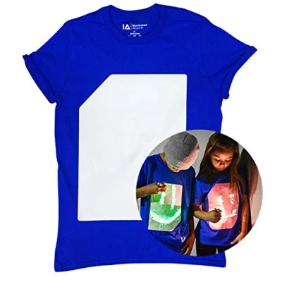Abbildung von Illuminated Apparel Leuchtet Im Dunkeln Interaktives Leucht T Shirt (Blau/Grün, 9 11 Jahre)
