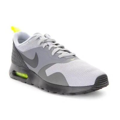 Abbildung von Schuh lauf herren Nike Air Max Tavas