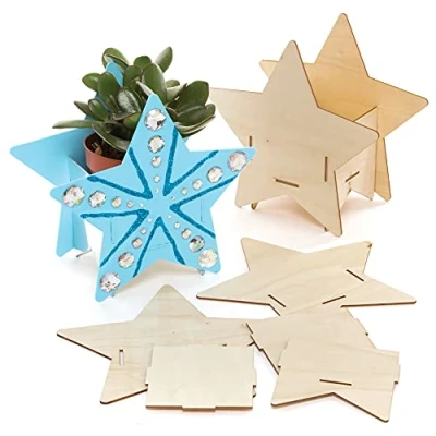 Abbildung von Baker Ross FE762 Stern Blumentopf Holzbastelset 3er Pack, Bastel deinen eigenen Blumentopf, Pflanztöpfe für Kinder zum Dekorieren