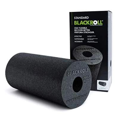 Abbildung von BLACKROLL® STANDARD Faszienrolle (30 x 15 cm), Fitness Rolle zur Selbstmassage von Rücken und Beine, effektive Massagerolle für funktionales Training, mittlere Härte, Made in Germany, Schwarz