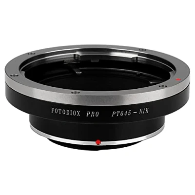 Abbildung von Fotodiox Pro Lens Mount Adapter Compatible Pentax 645 Lenses on Nikon F Cameras